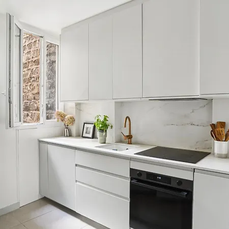 Apartment Atypique Pres De Denfert Rochereau By Weekome