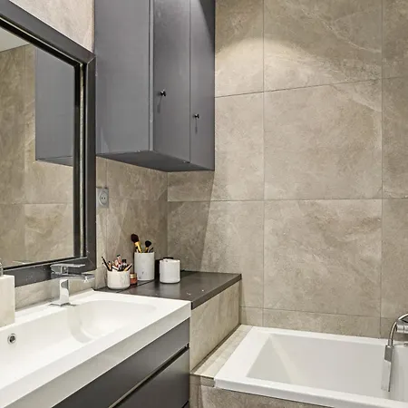 Apartment Atypique Pres De Denfert Rochereau By Weekome *